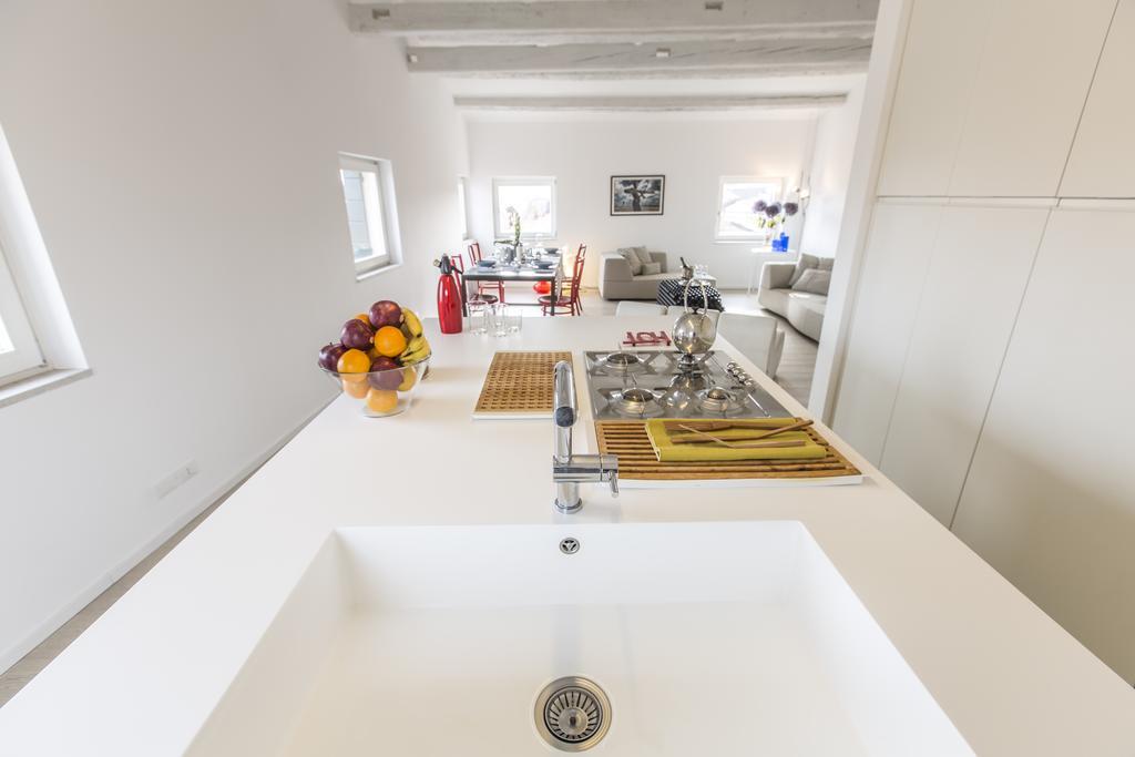 San Lorenzo Luxury Penthouse Венеция Экстерьер фото